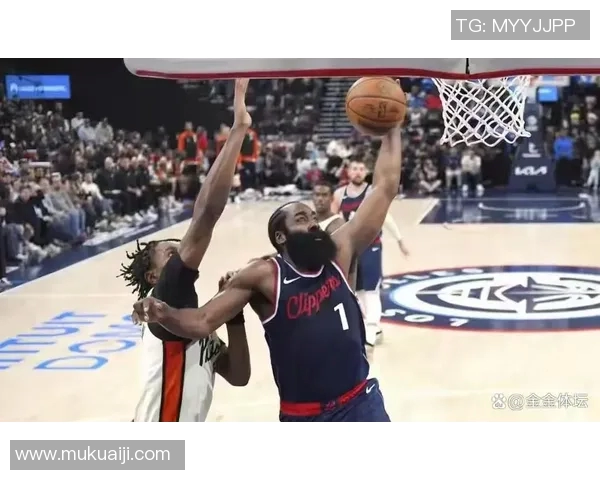 火箭大胜猛龙，哈登喜获得分王